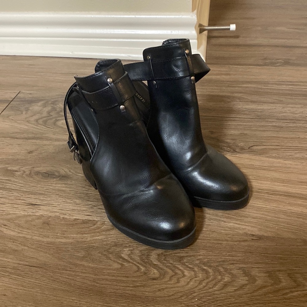 Black forever 21 heels